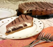 500108 Bodacios Brownie Cheesecake